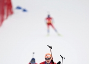 英雄联盟总决赛-比拼技术，运动员实力获得金牌