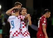 LOL赛事-克罗地亚队表现抢眼，夺得连胜