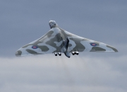 英雄联盟总决赛赛程-蓝色闪电刺破极光，坎特铁腰铸就利刃定乾坤