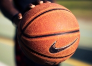 英雄联盟总决赛赛程-魔幻友谊赛，厄瓜多尔与苏格兰战平，本泽马远程当选最佳球员