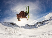 英雄联盟总决赛时间-双杀！米兰如何用意大利式铁链锁住曼城的金色齿轮