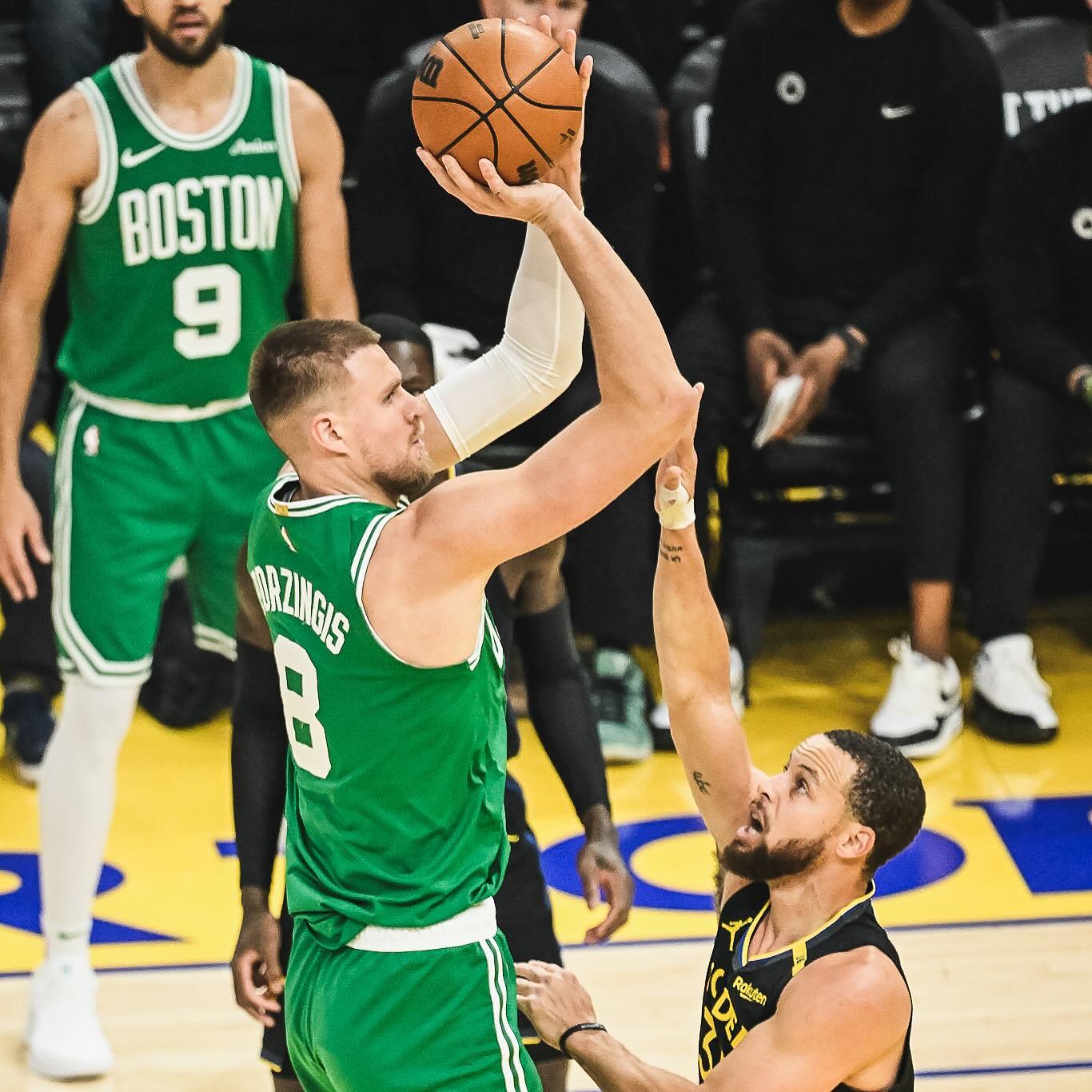 鹈鹕力克凯尔特人，取得四连胜