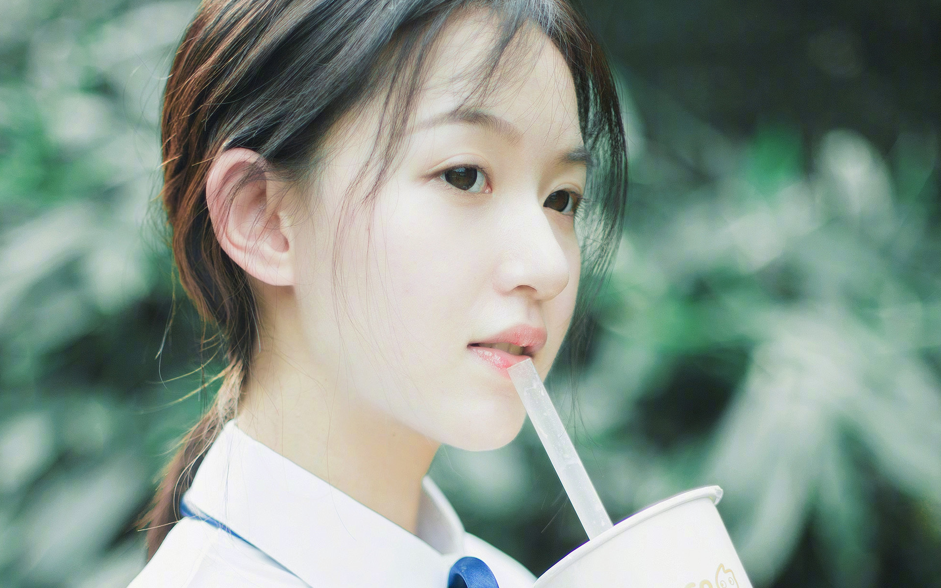 引擎轰鸣与变向急停,当F1街道赛成为莫兰特的绝对焦点